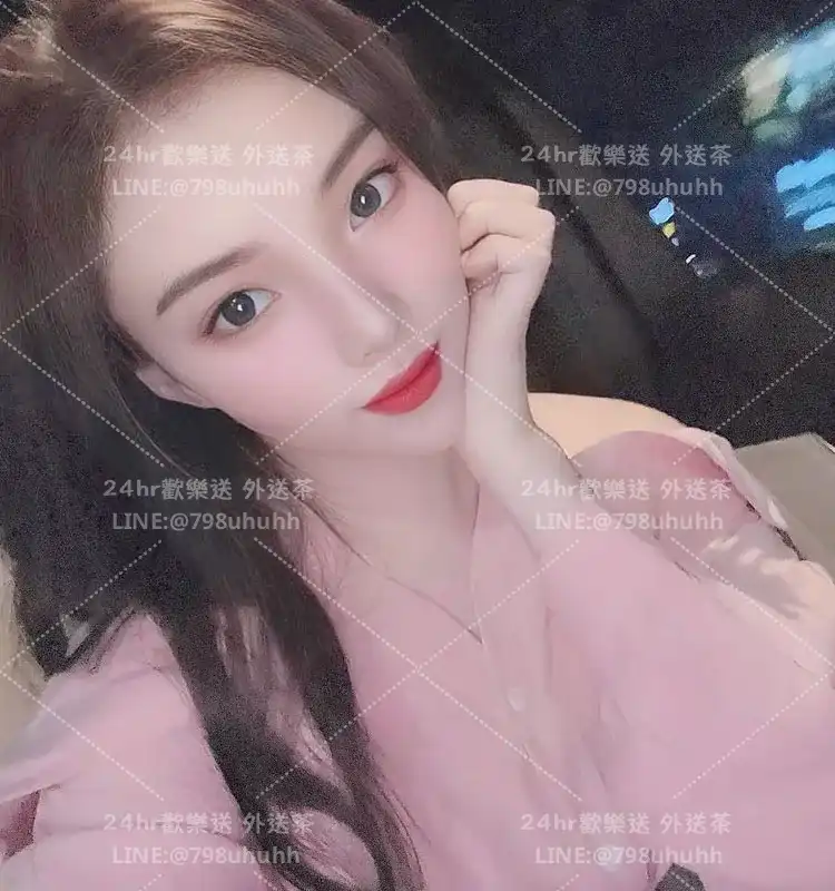 唅沁